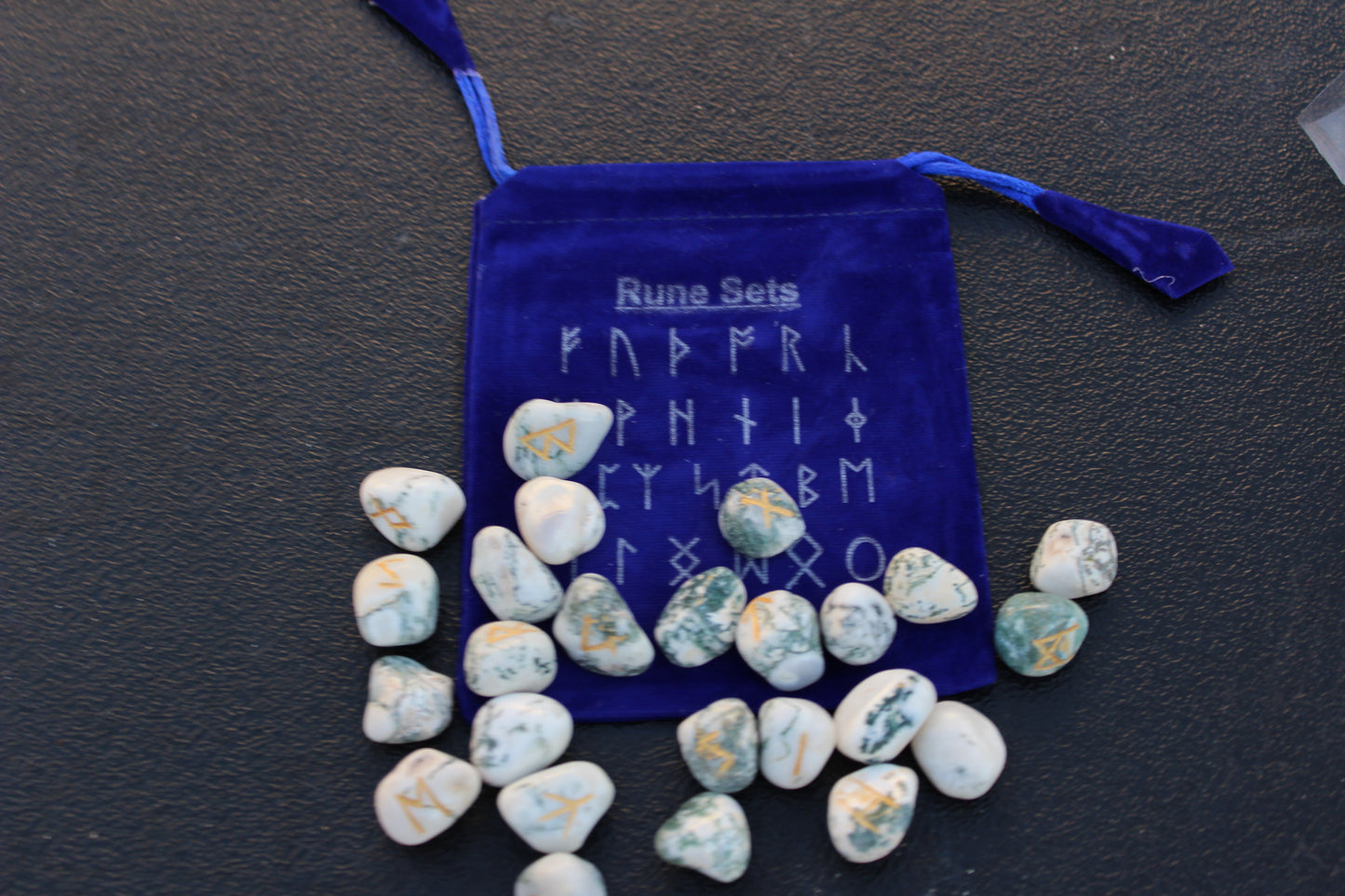 Runes-Tree Agate